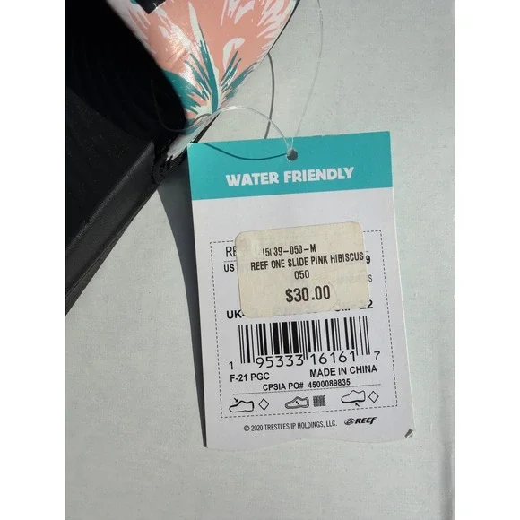 Reef One Slide Pink Hibiscus Floral Water Friendly Sandals Womens 9 - Picture 2 of 3